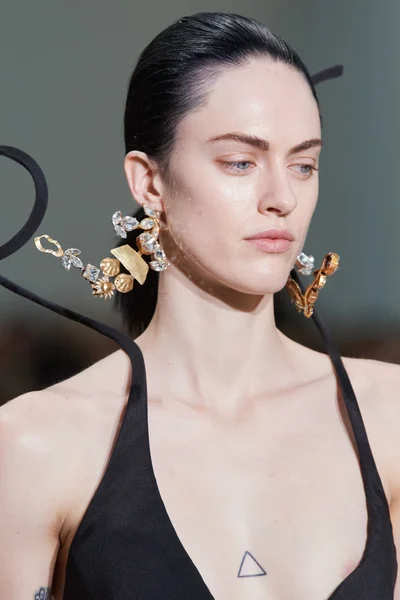Look 36